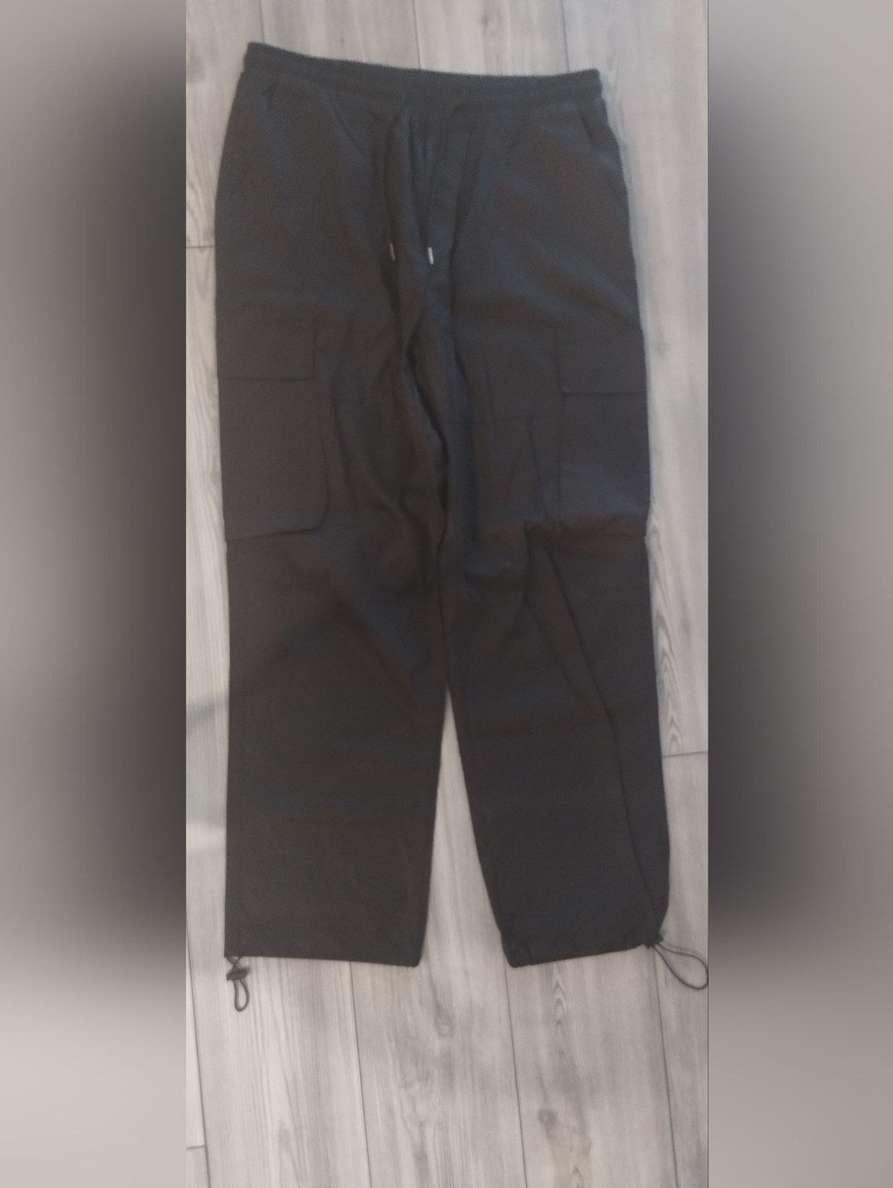 MANFINITY Black Men's Cargo Pants with Drawstring Hem